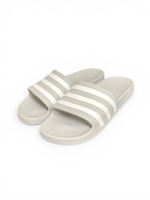 Sandalias Adidas Adilette Gris - Talla 9 USA Caballero