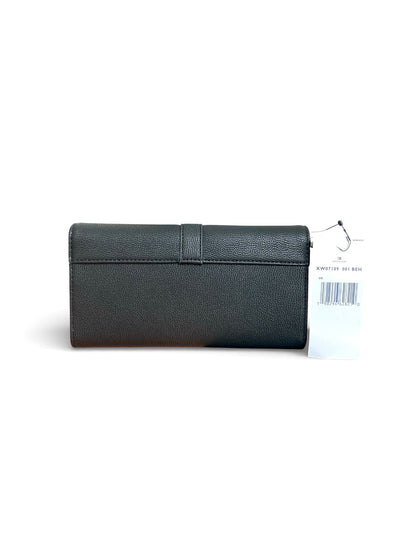 Cartera Tommy Hilfiger Larga Negra de Piel – Elegancia y Organización
